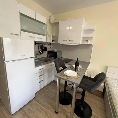 Coastera Group Cascadas 8 *