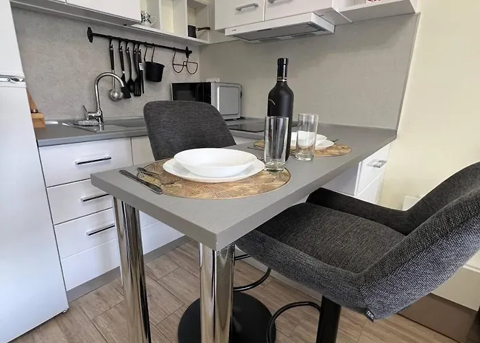 Apartment Coastera Group Cascadas 8 *